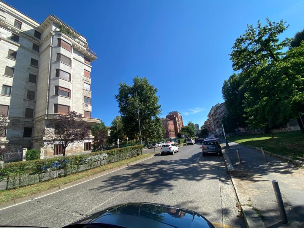 Kibilu - Viale Regina Margherita Milão Exterior foto
