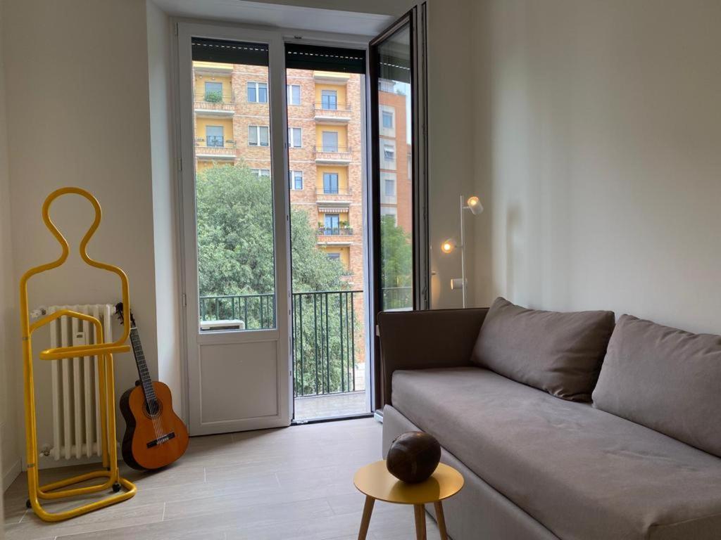 Kibilu - Viale Regina Margherita Milão Exterior foto